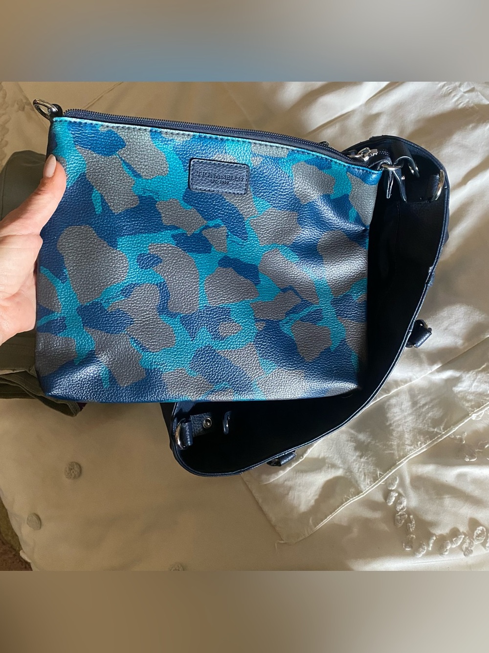 TIGNANELLO  Dark Blue Pebbled Leather Structured Tote with a Removable Bag - Picture 11 of 15